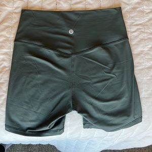 Lululemon Biker Shorts 6”